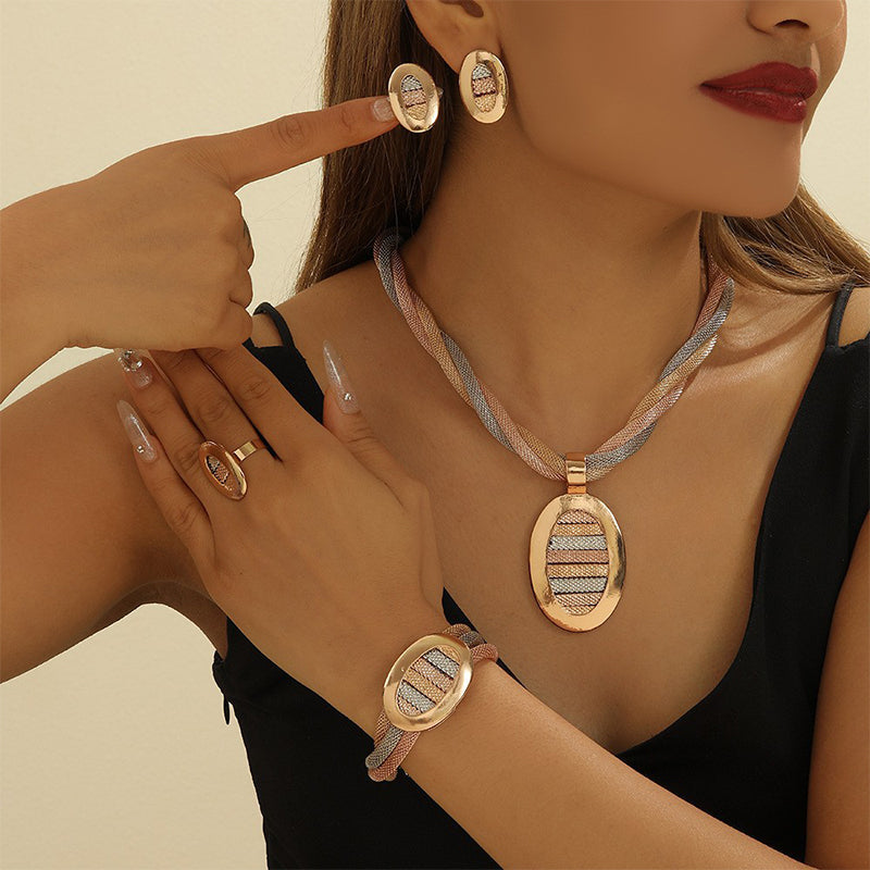๐ข๐ข40% OFF !! โฐ Elegant Rhinestone Jewelry 4-Piece Set
