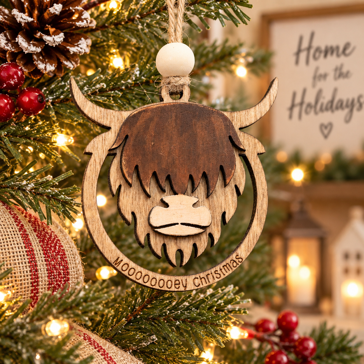 Highland Cow Wooden Christmas Ornament – Rustic Scottish Cow Tree Decoration | Funny Highland Cow Gift for Christmas