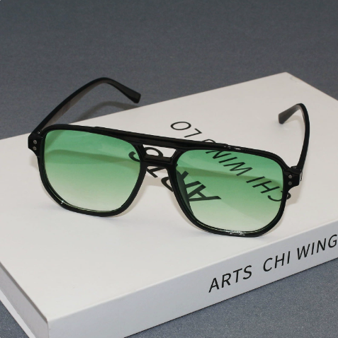 🎉 2026 Sale — Over 29,000 Sold! 💞 Trendy UV400 Sunglasses for Men & Women