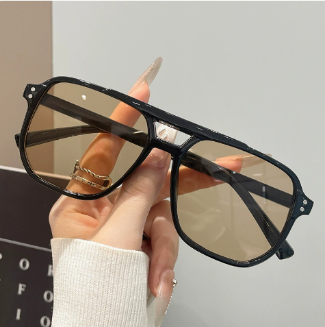 🎉 2026 Sale — Over 29,000 Sold! 💞 Trendy UV400 Sunglasses for Men & Women