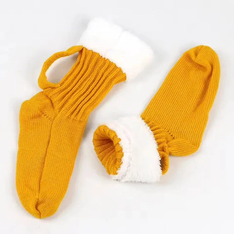 🍺 Medieval  BrewBoot Mug Socks – Soft Warmth for Every Brew