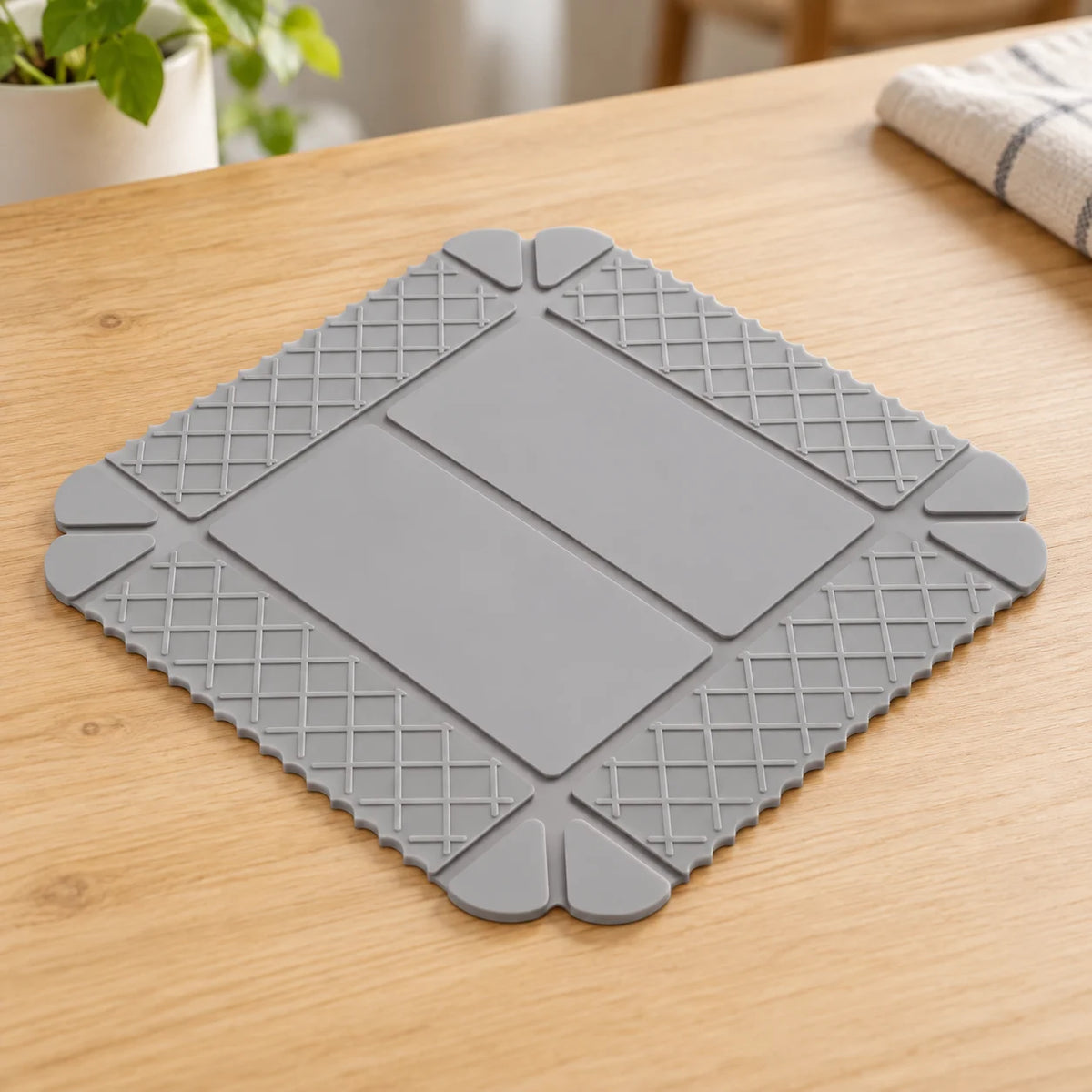 ✨Last Day 49% OFF –  3-in-1 Magnetic Silicone Trivet, Cutting Board & Foldable Serving Tray