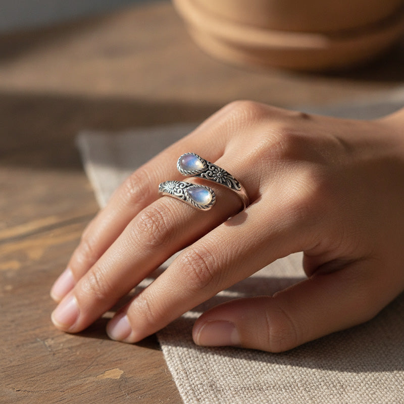 ⏳Limited-time 50% off⏰Vintage Adjustable Open Ring with Teardrop Glowing Zircon💧💍