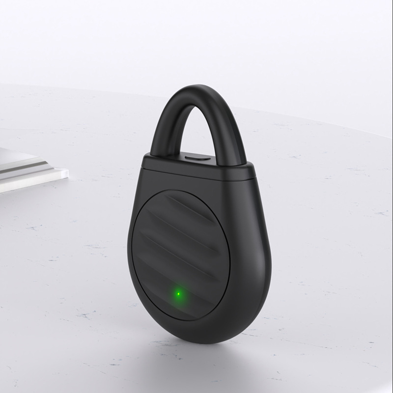 No more trouble from birds, beasts and locusts！Portable Ultrasonic Bird Repellent Keychain