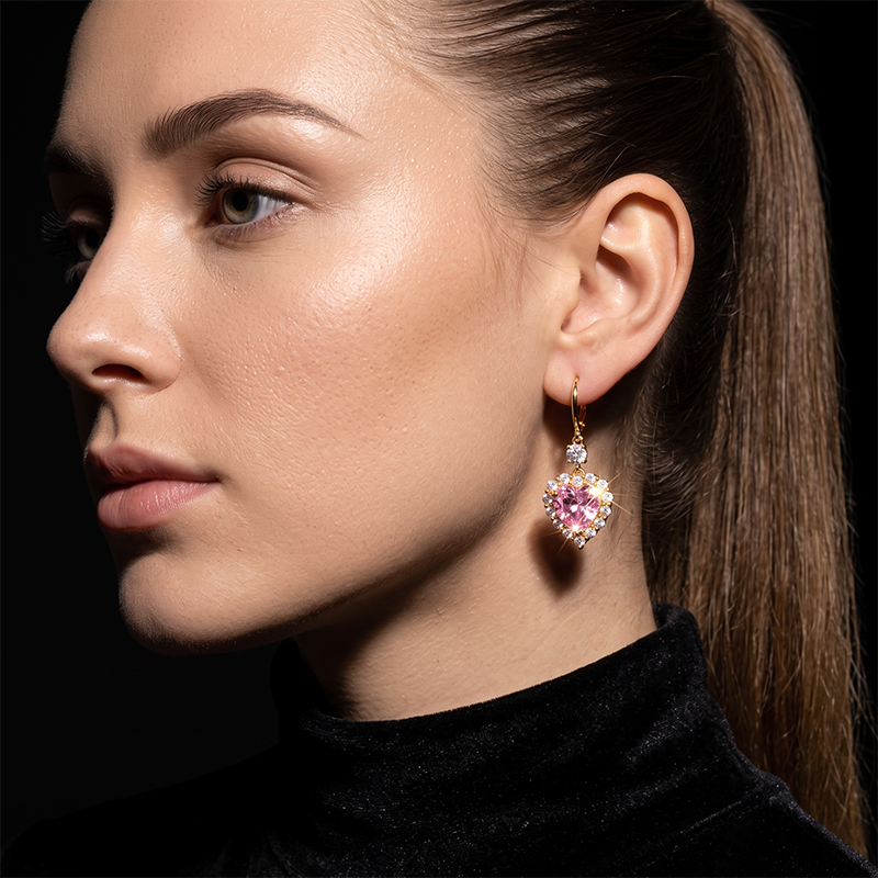 💖 Sparkling Heart-Shaped Drop Earrings