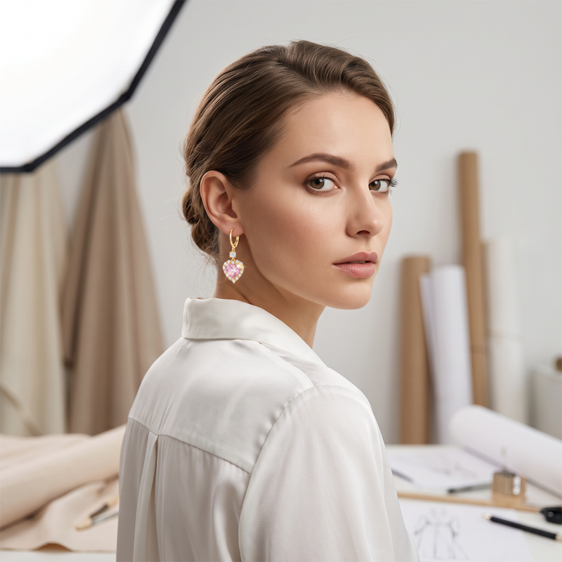 💖 Sparkling Heart-Shaped Drop Earrings