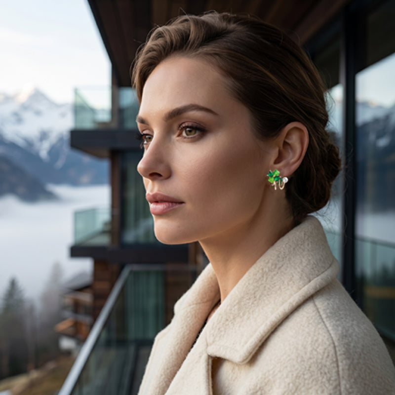 📢📢47% OFF !! ⏰Four-Leaf Clover Huggie Hoop Earrings